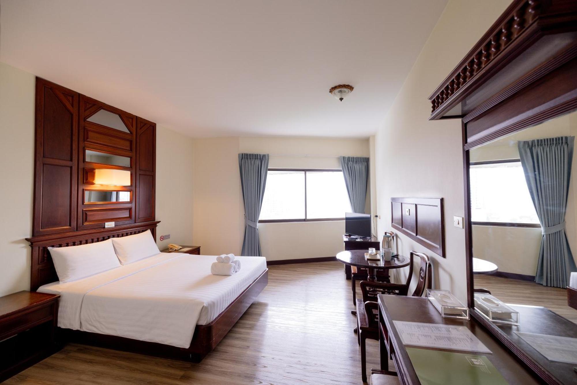Mido Hotel Bangkok Exterior foto